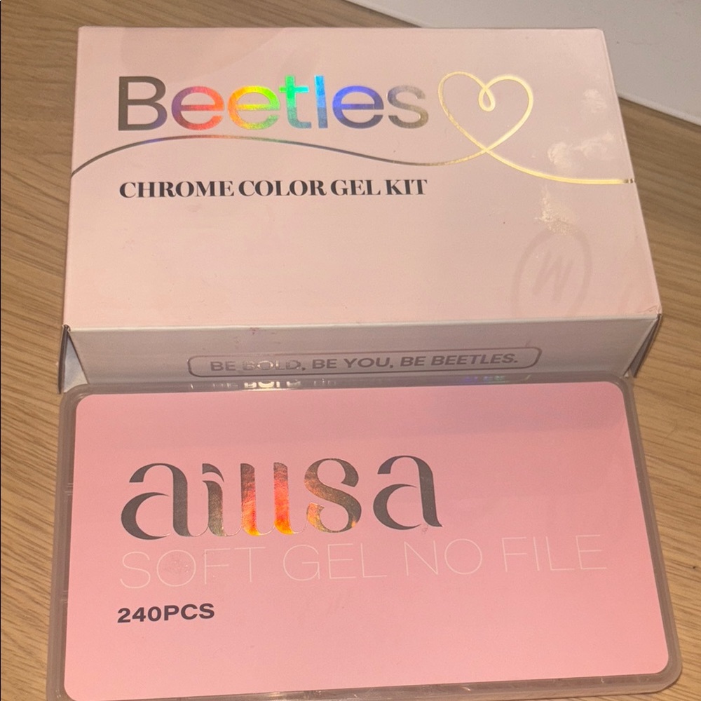 Beetles Chrome Color Gel Kit & Nail tips